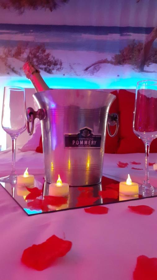Le Bijou Appartement Avec Jacuzzi Et Sauna Privatif Terrasse Plein Sud Clim Parking Privatif Бандоль Екстер'єр фото